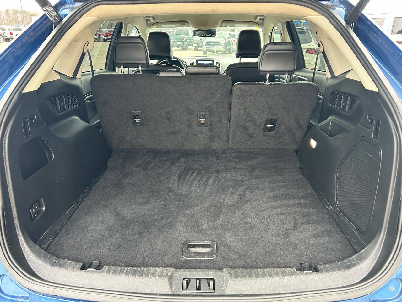 Used 2022 Ford Edge Titanium w/ Equipment Group 301A image 17