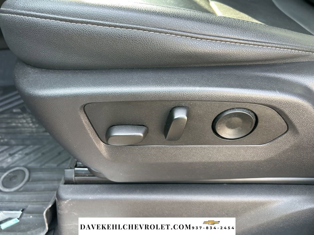 Used 2025 Chevrolet Silverado 2500 LTZ w/ LTZ Plus Package image 16