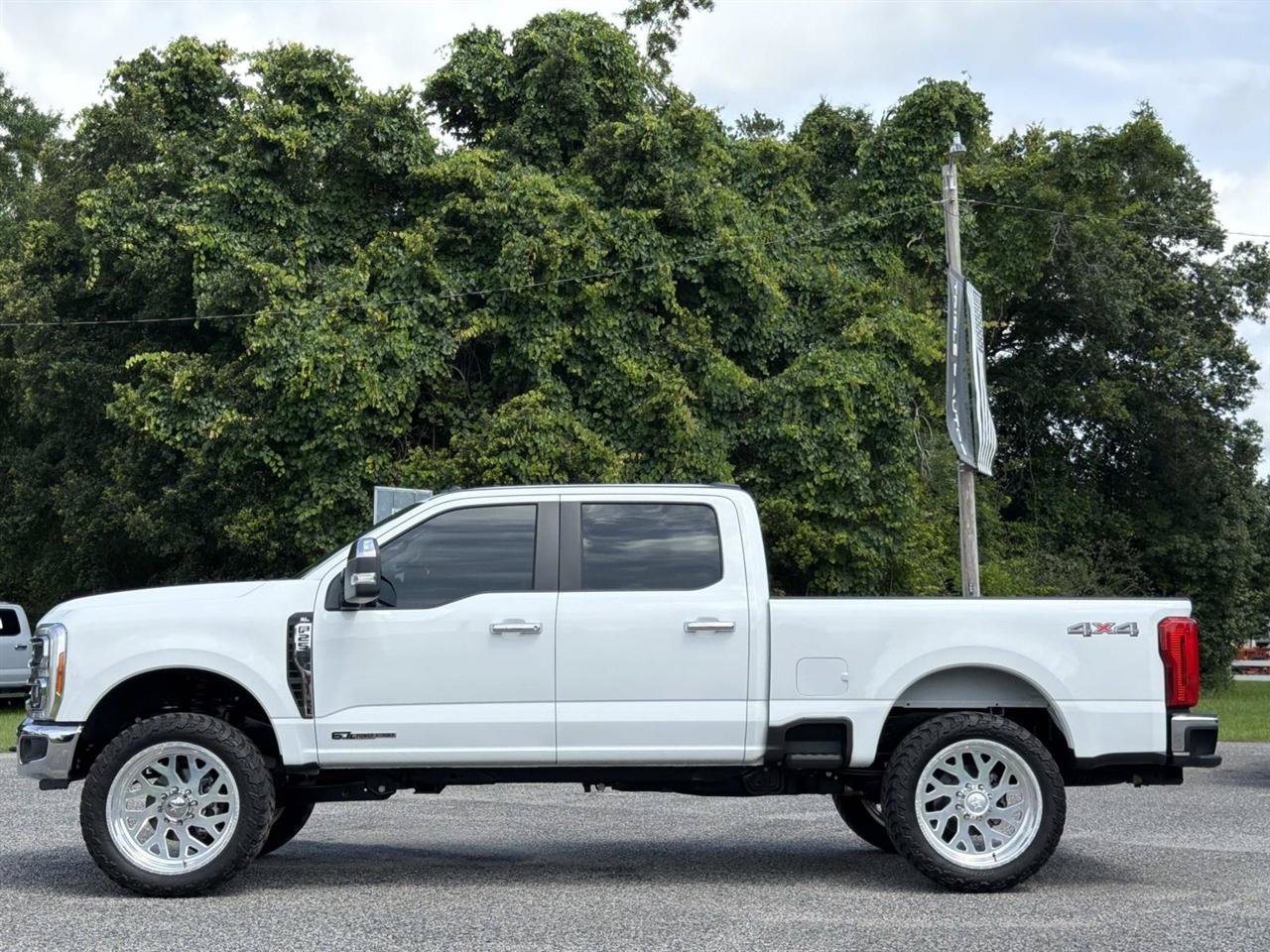 Used 2025 Ford F250 XL w/ XL Chrome Package AWD/4WD image 6