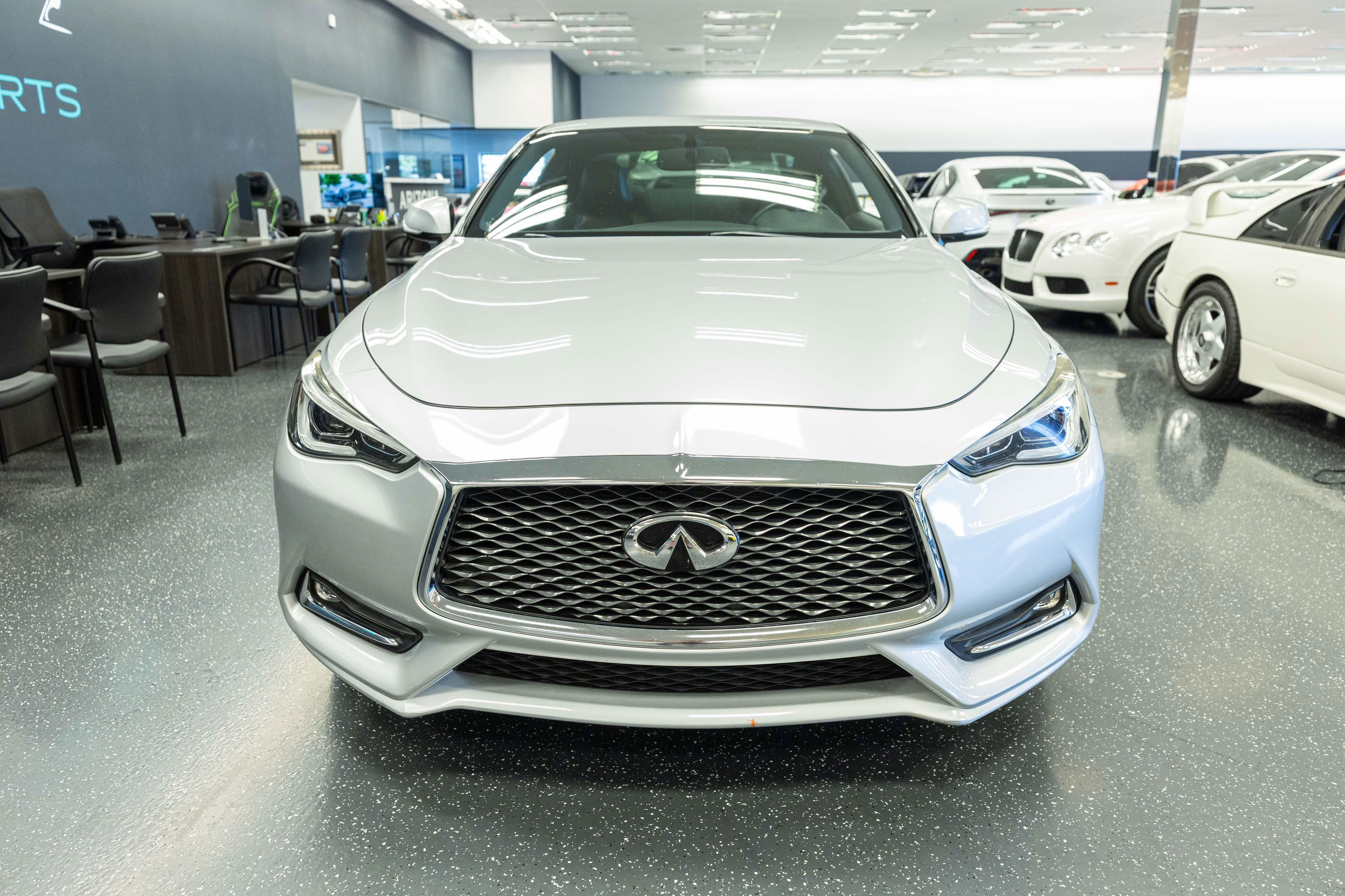Used 2017 INFINITI Q60 3.0t RWD image 2