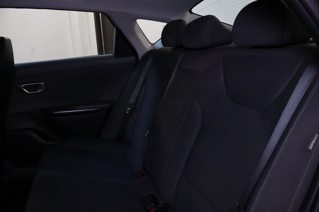 Used 2025 Kia K4 FWD image 14