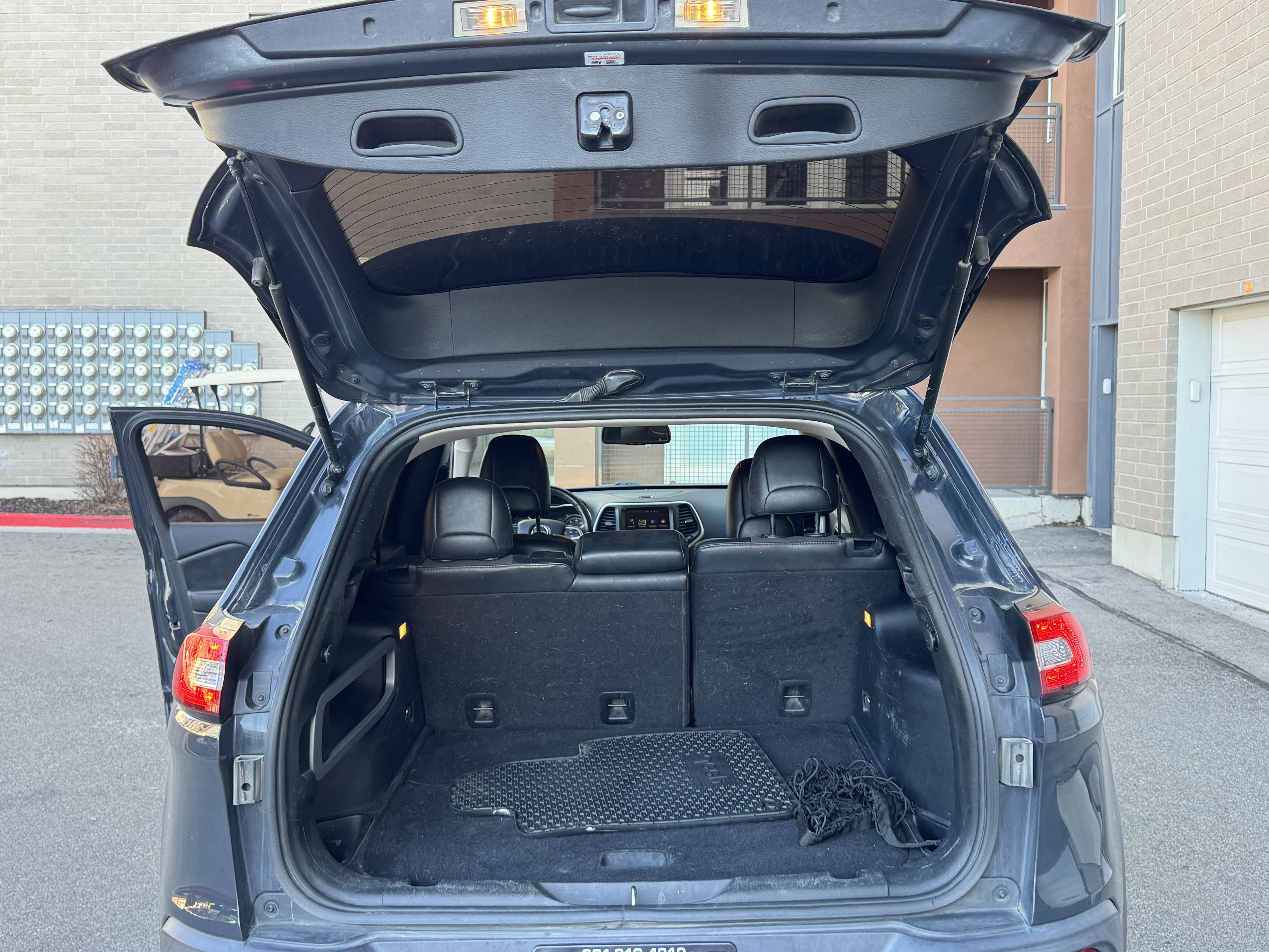 Used 2016 Jeep Cherokee Trailhawk image 30