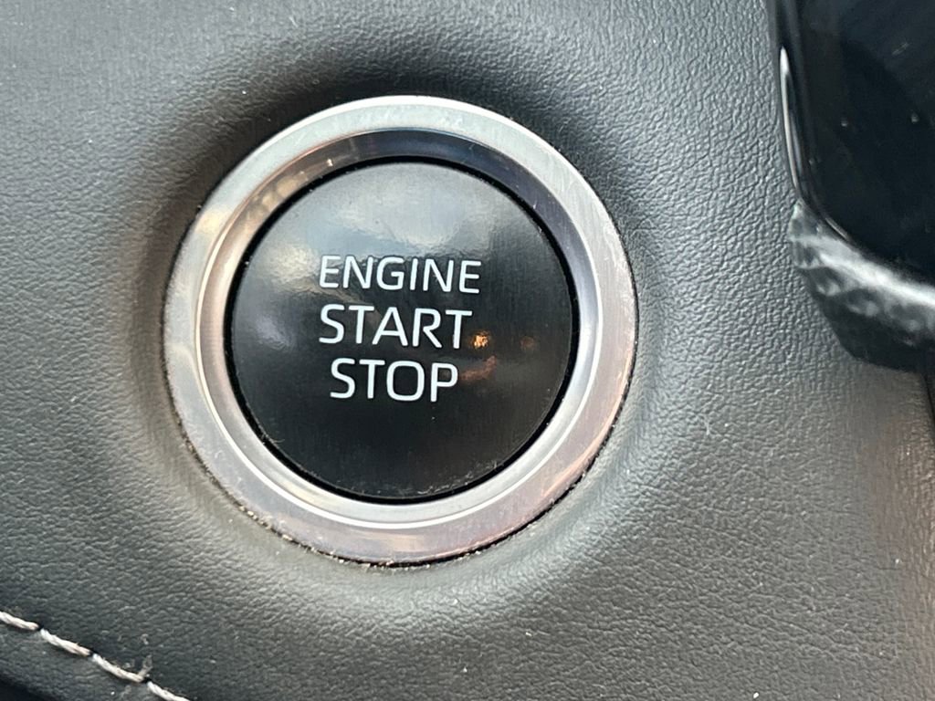 Used 2024 Toyota Highlander XSE image 20