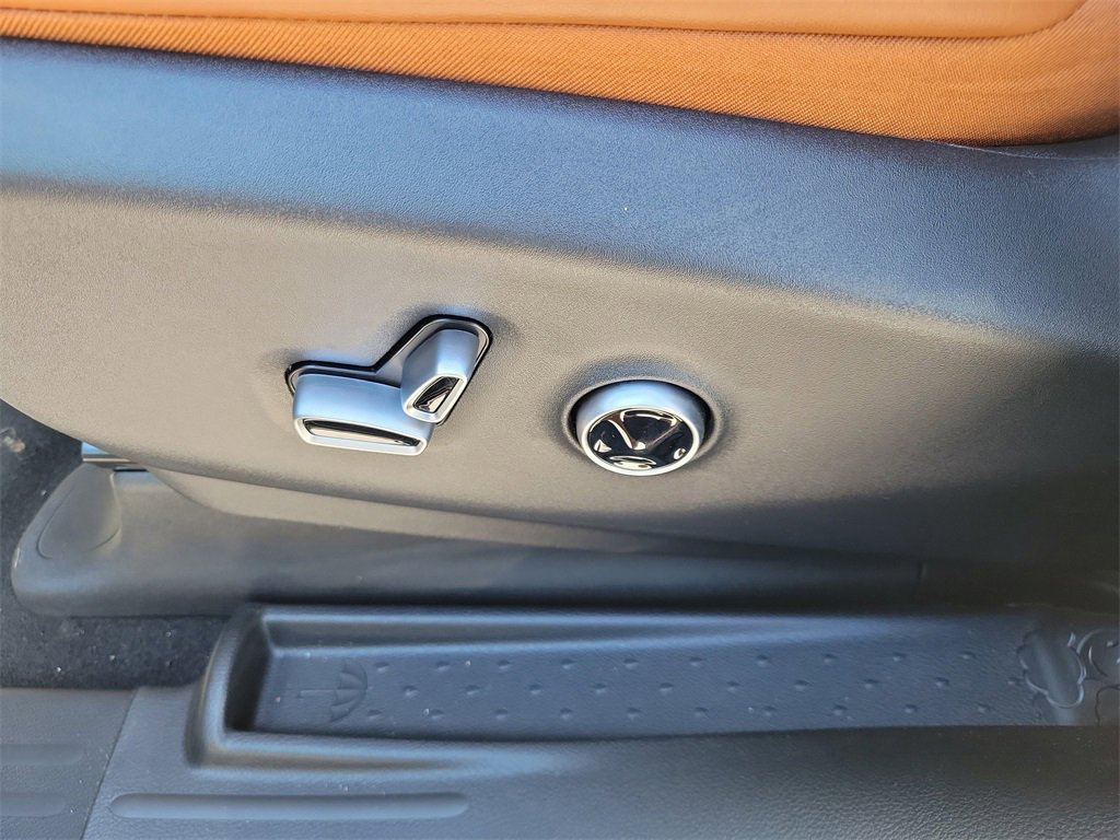 New 2026 Chrysler Pacifica Pinnacle image 23