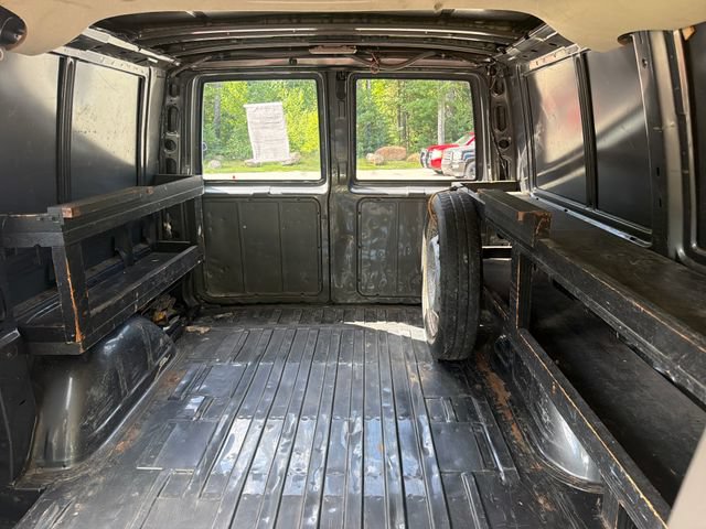 Used 2005 GMC Safari RWD image 15