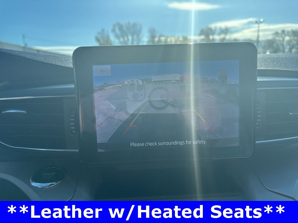 Used 2023 Ford Explorer XLT w/ Equipment Group 202A image 31