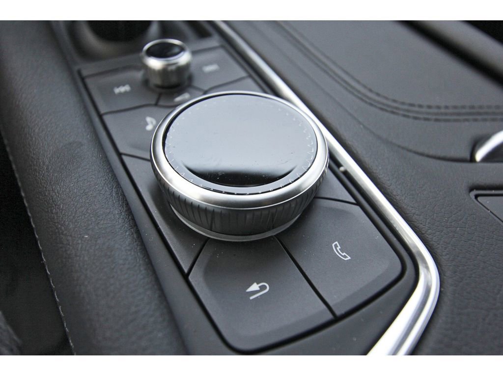 New 2025 Cadillac XT6 Sport w/ LPO, Onyx Lite Package image 21