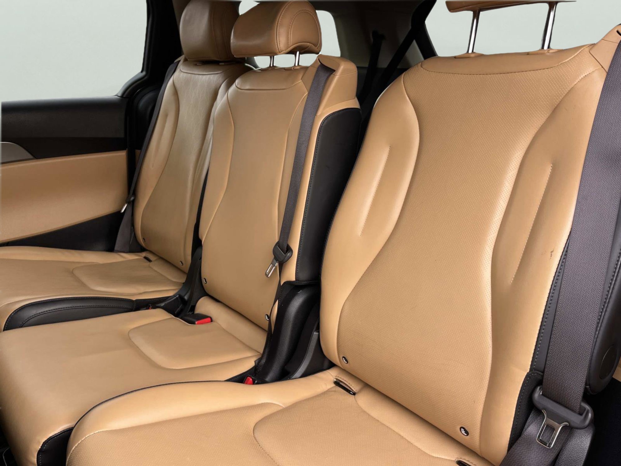 Certified 2024 Kia Carnival LX image 22