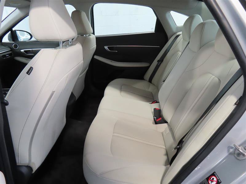 Used 2023 Hyundai Sonata SE w/ Preferred Accessory Package FWD image 27