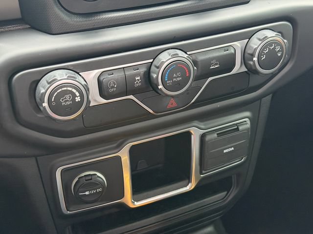 Used 2021 Jeep Gladiator Sport AWD/4WD image 21