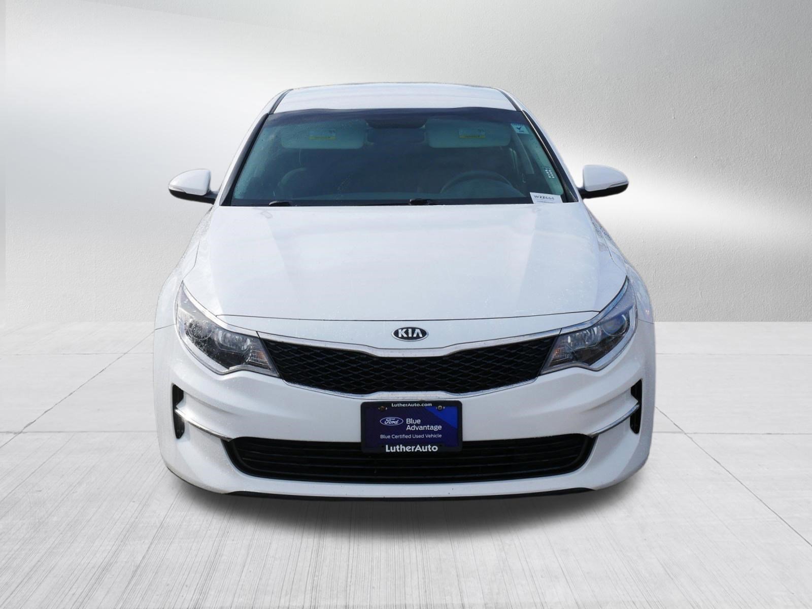 Used 2018 Kia Optima LX FWD image 2