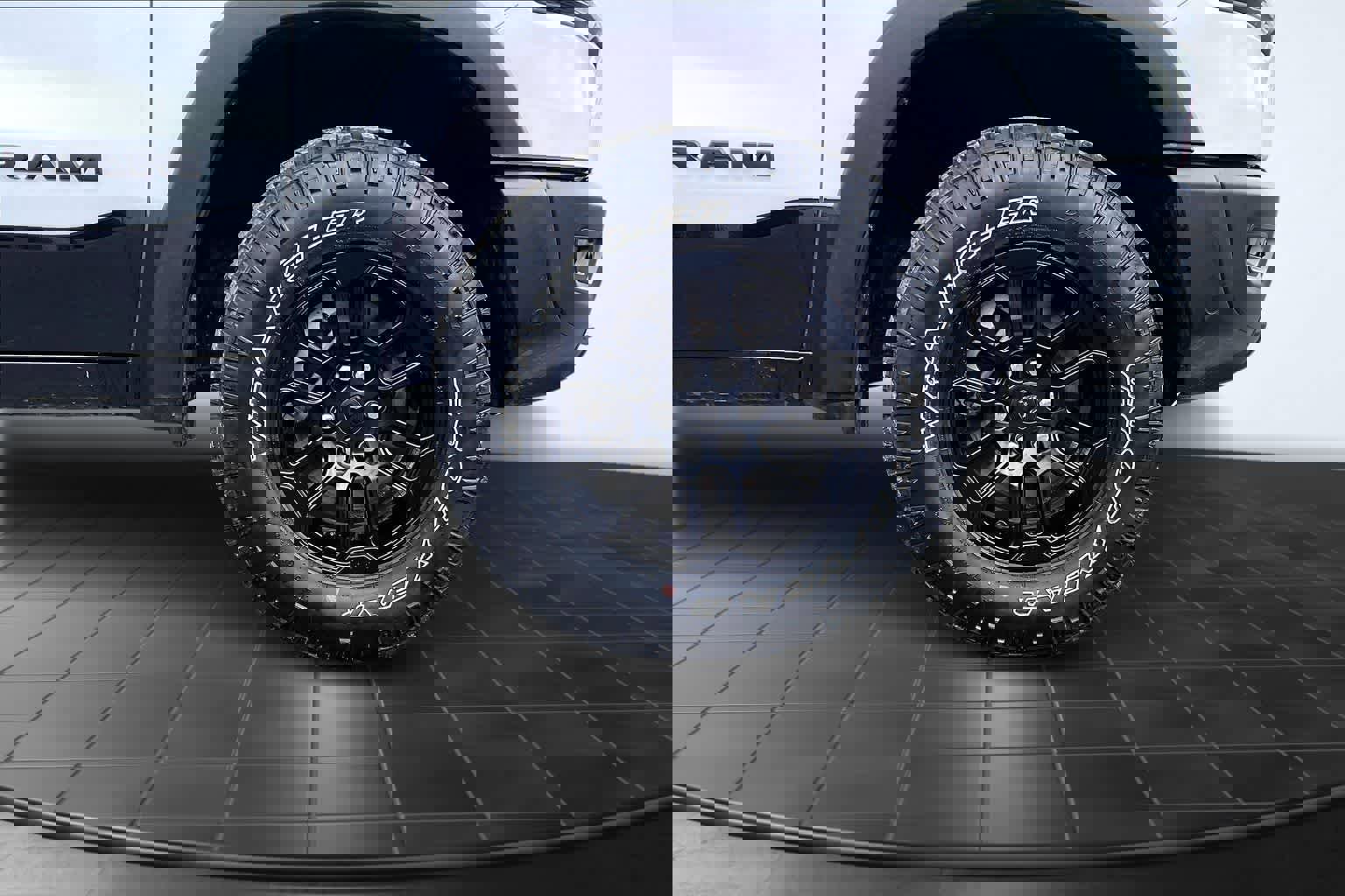 Used 2025 RAM 1500 Rebel image 34