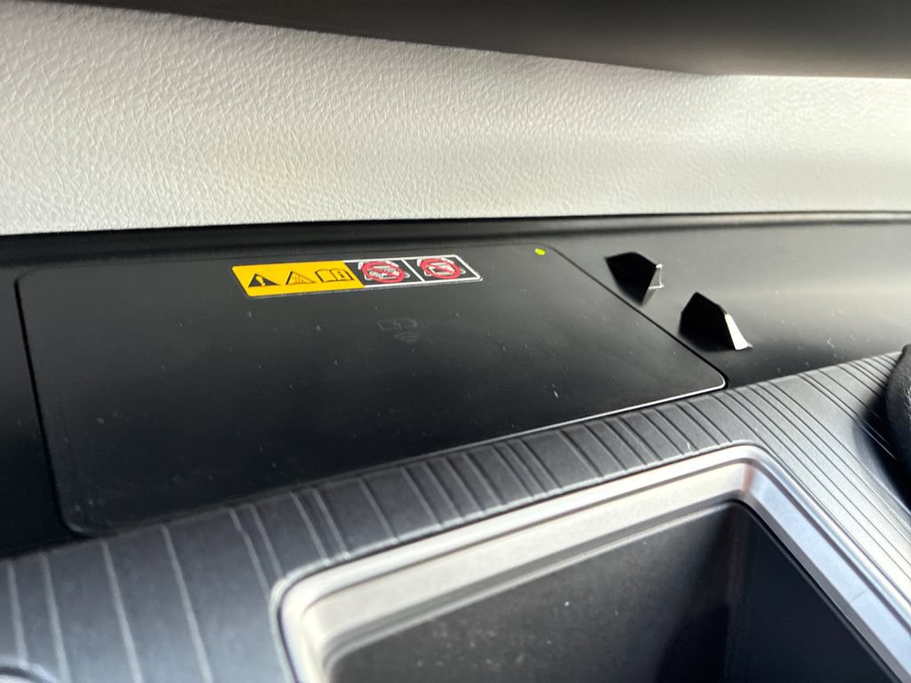New 2026 Toyota Sienna XLE FWD image 36