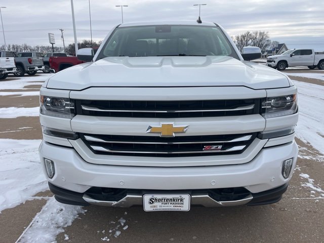 Used 2017 Chevrolet Silverado 1500 LTZ Z71 w/ LTZ Plus Package image 8