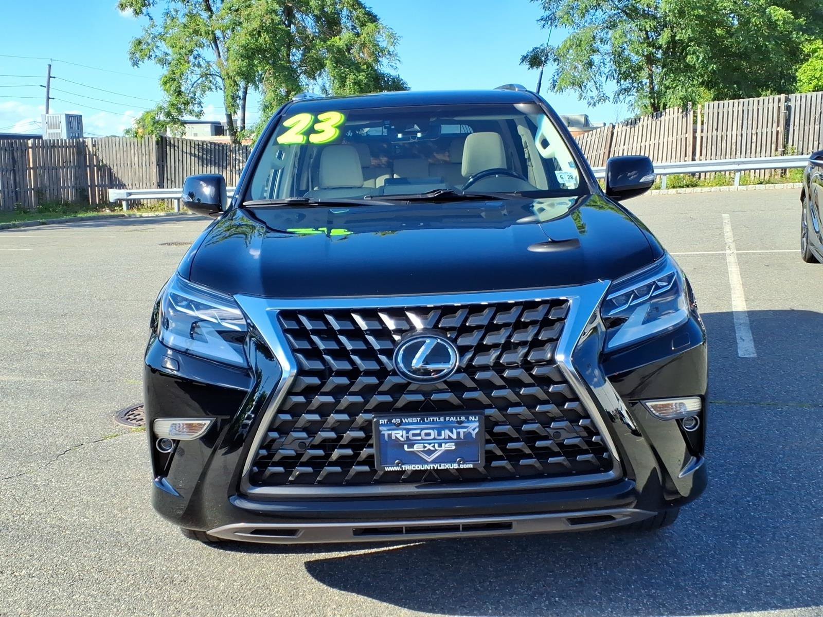 Certified 2023 Lexus GX 460 Premium w/ Premium Package AWD/4WD image 2