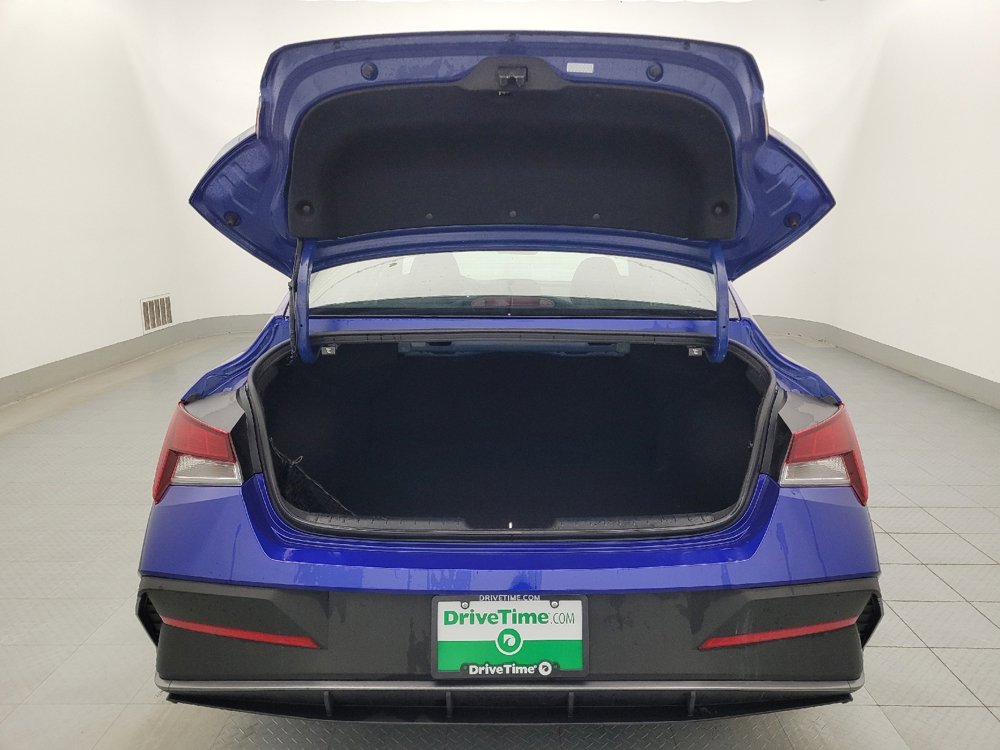 Used 2024 Hyundai Elantra SEL image 29