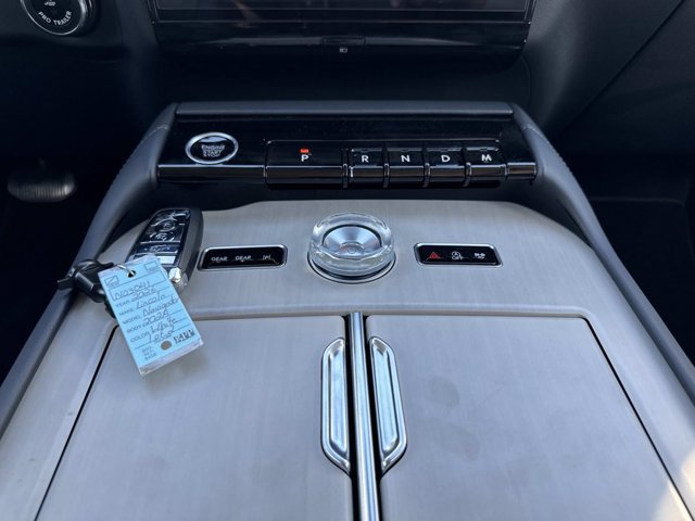 New 2026 Lincoln Navigator L Reserve AWD/4WD image 30