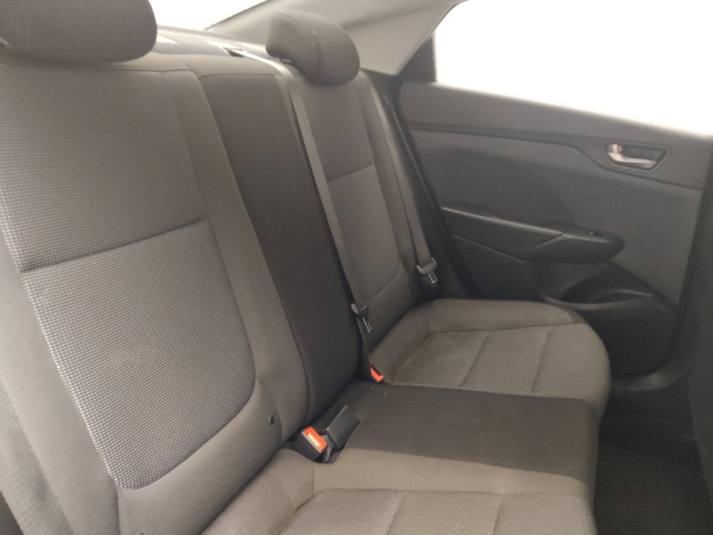 Used 2020 Hyundai Accent SE image 19