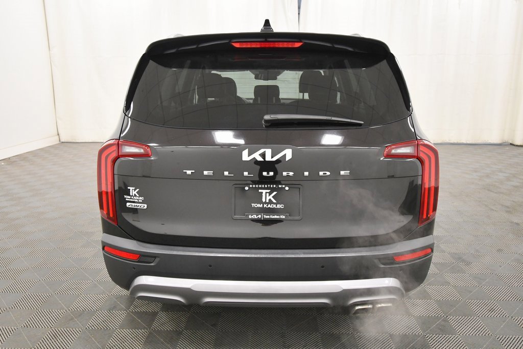 Certified 2022 Kia Telluride EX image 6