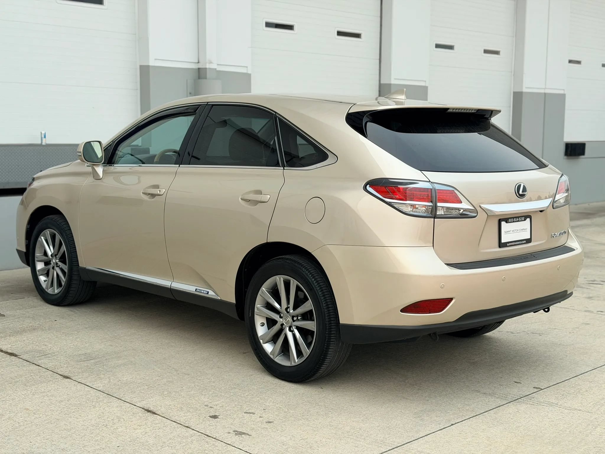 Used 2014 Lexus RX 450h FWD image 3