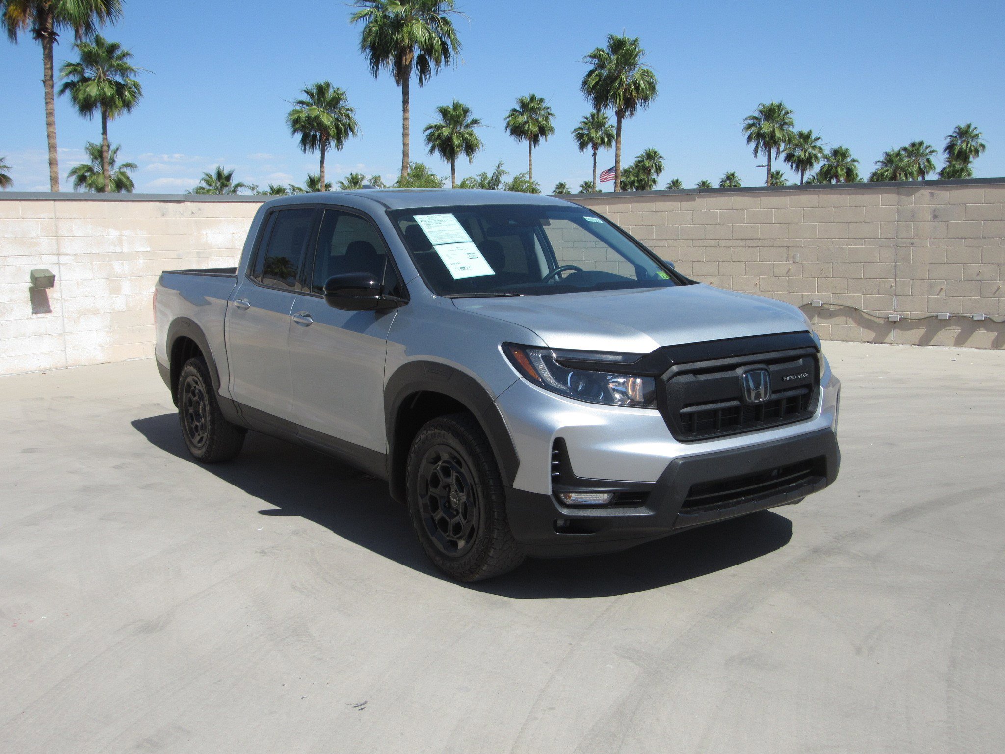 Used 2025 Honda Ridgeline Sport+ image 2