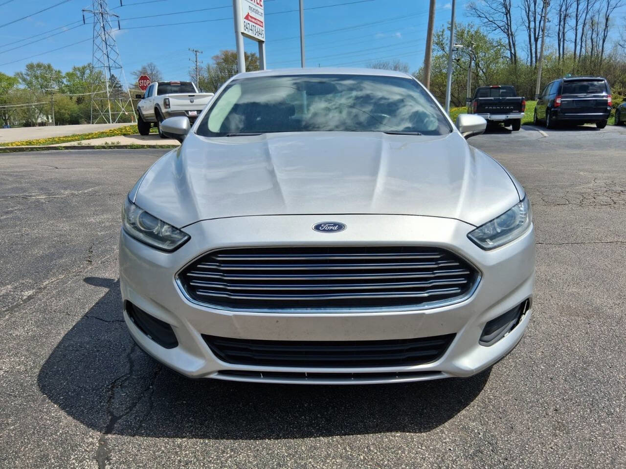 Used 2014 Ford Fusion S FWD image 2