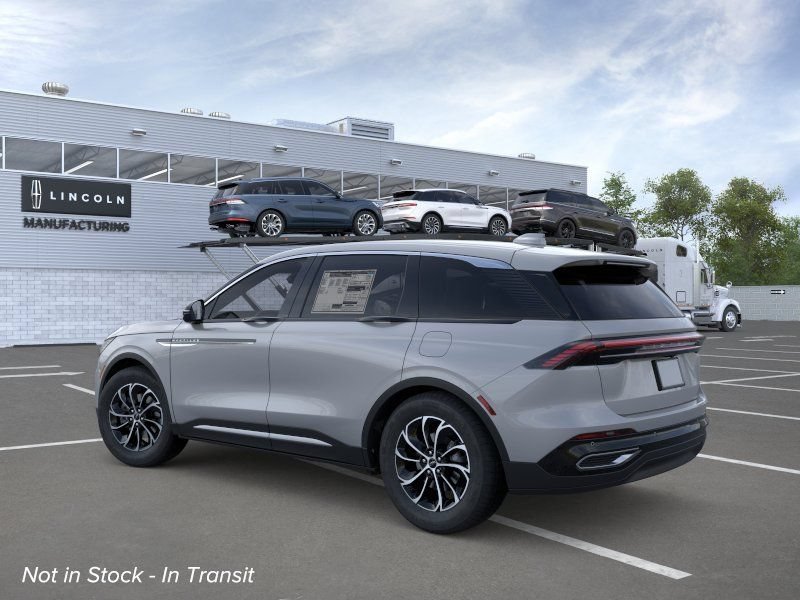New 2026 Lincoln Nautilus Premier AWD/4WD image 4