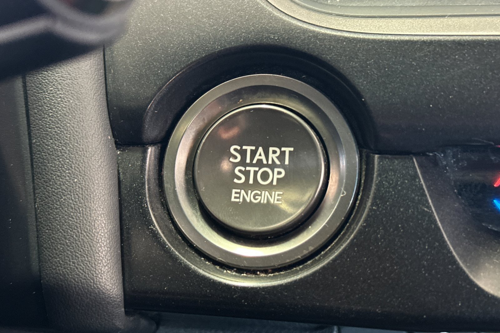 Used 2022 Lexus UX 200 w/ Accessory Package (Z2) FWD image 17