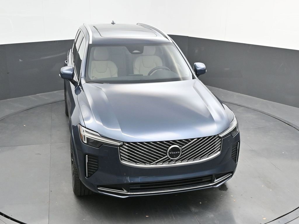 New 2026 Volvo XC90 B5 Plus image 32