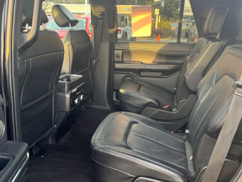 Used 2021 Ford Expedition Limited image 12