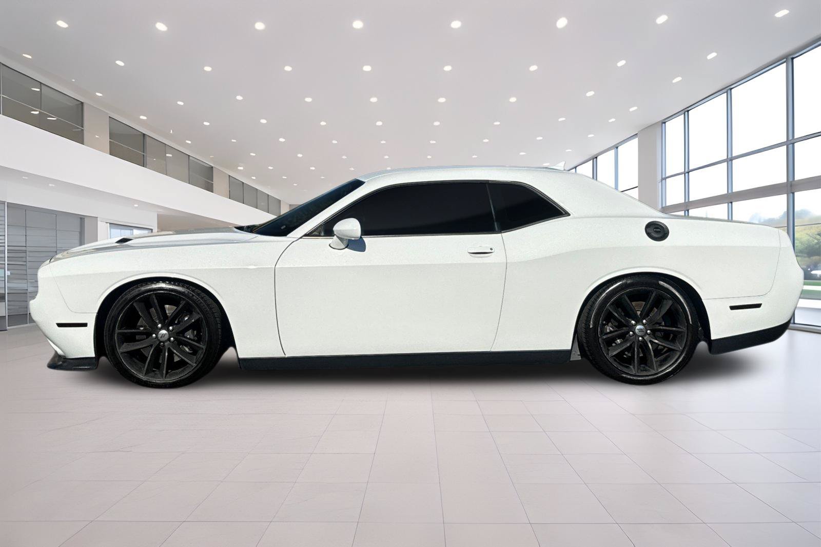Used 2018 Dodge Challenger R/T Scat Pack RWD image 7