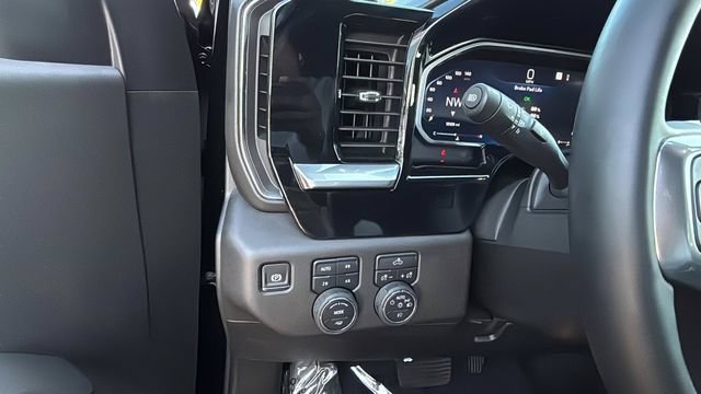 Used 2026 Chevrolet Silverado 1500 RST w/ Convenience Package II AWD/4WD image 22