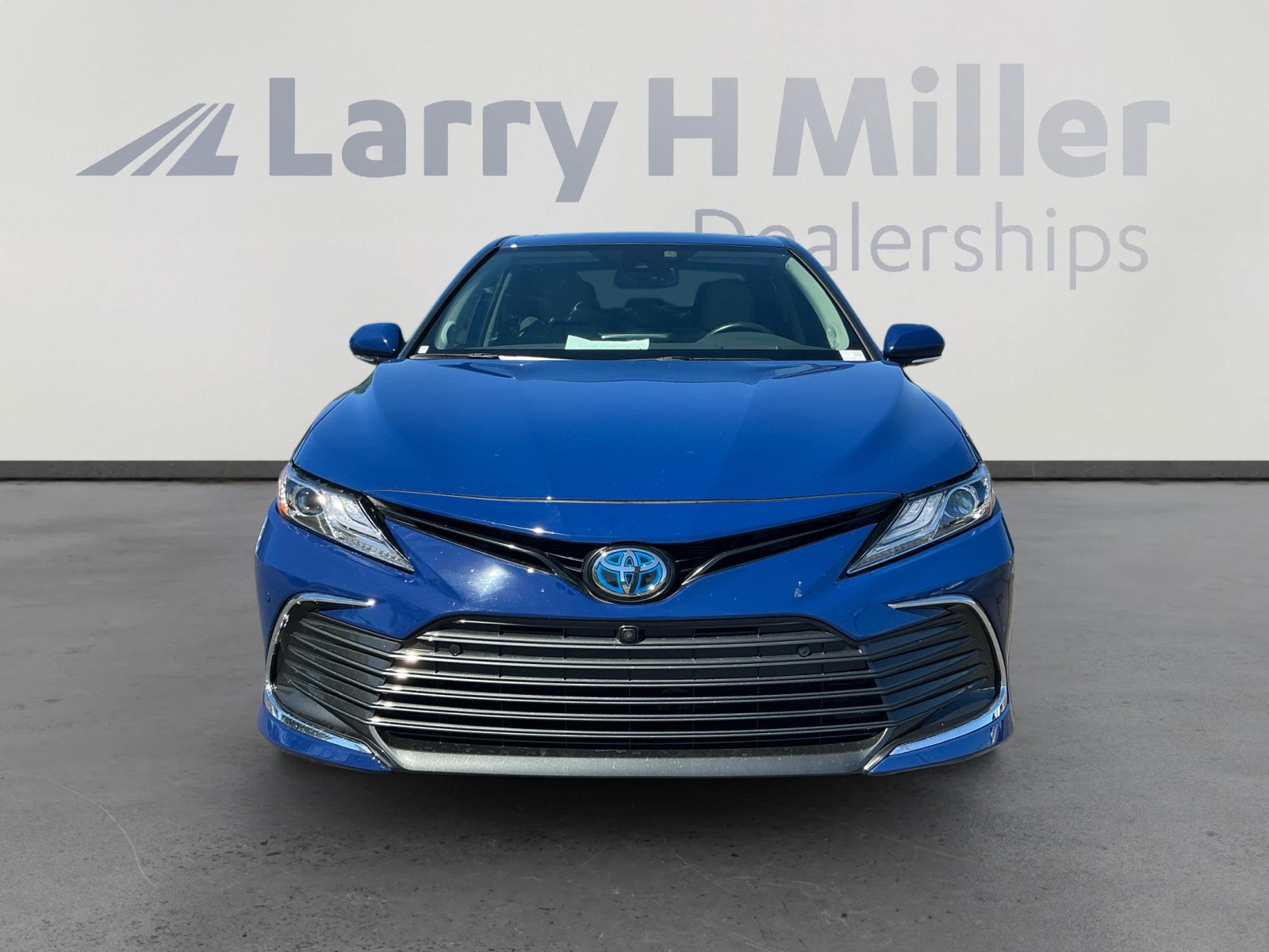 Certified 2024 Toyota Camry XLE w/ Navigation Package image 8