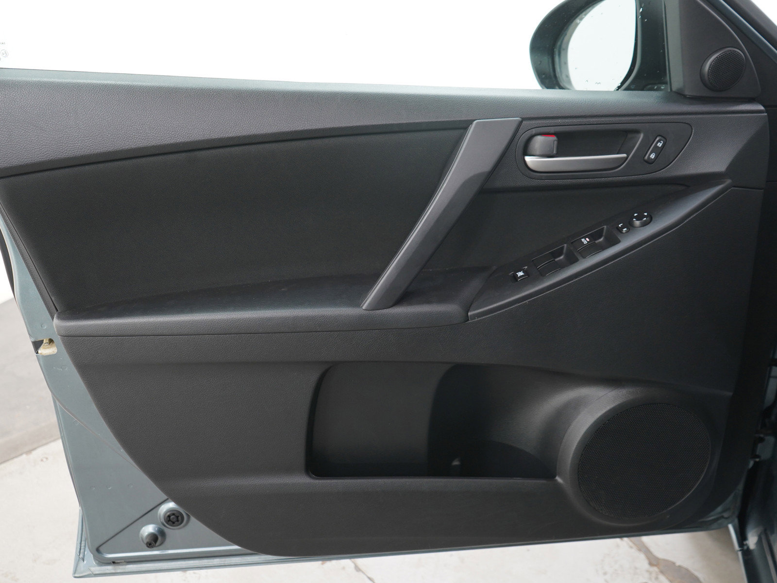 Used 2012 MAZDA MAZDA3 i Touring FWD image 18