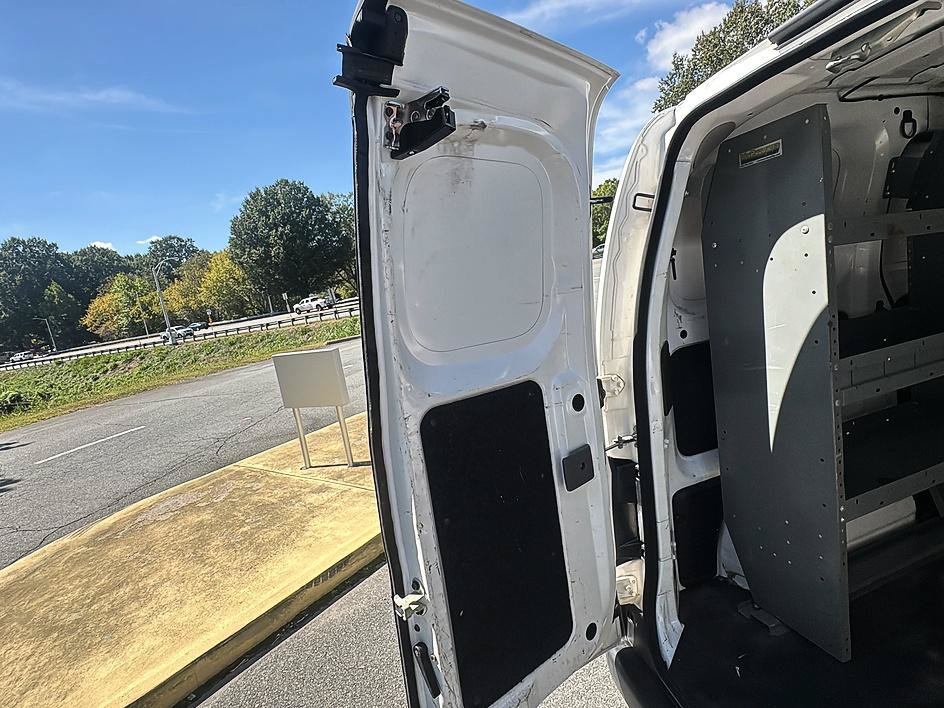 Used 2021 Nissan NV200 S FWD image 49