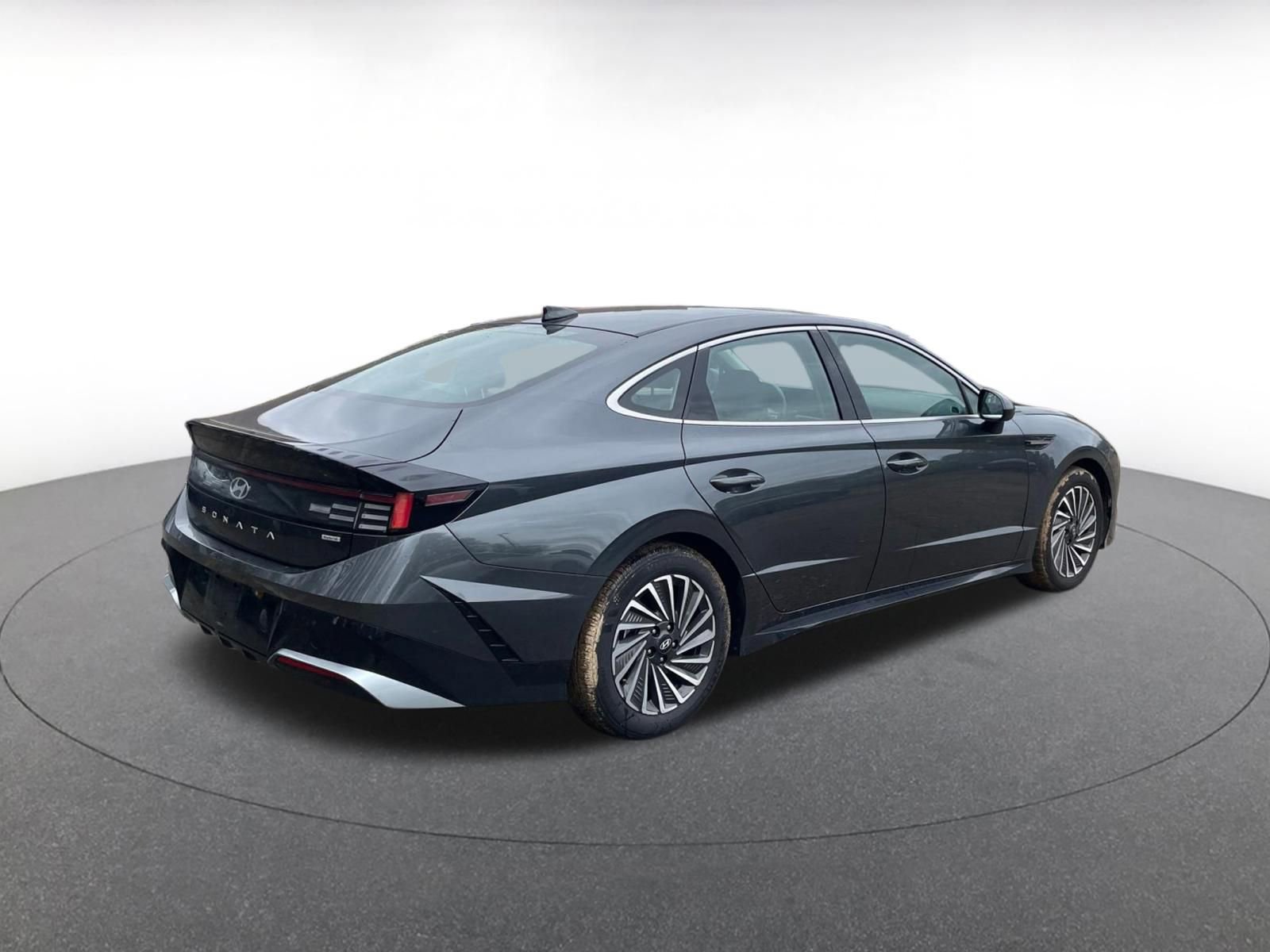 Used 2025 Hyundai Sonata SEL image 16