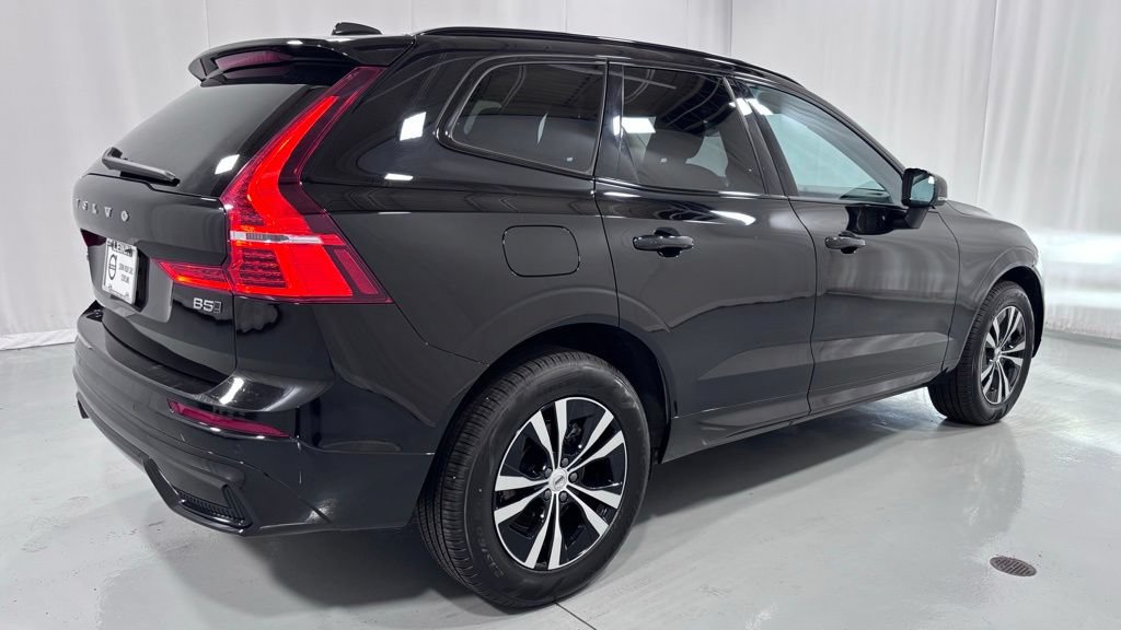 Certified 2025 Volvo XC60 B5 Core AWD/4WD image 6