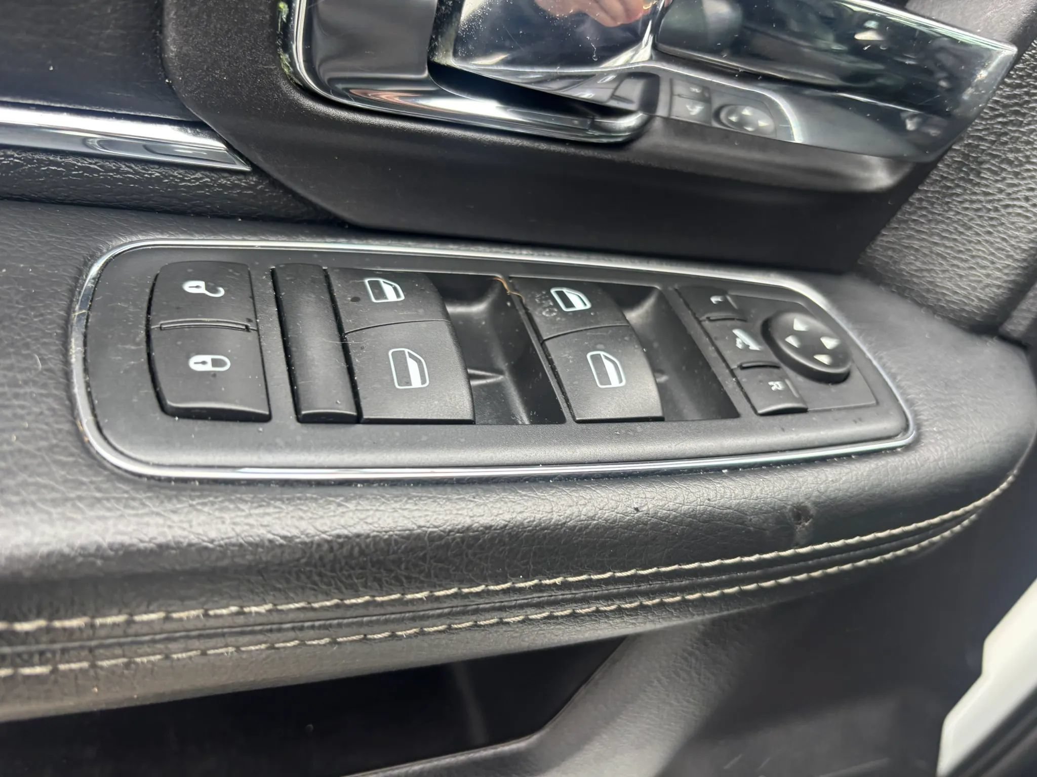 Used 2016 RAM 2500 Laramie AWD/4WD image 21