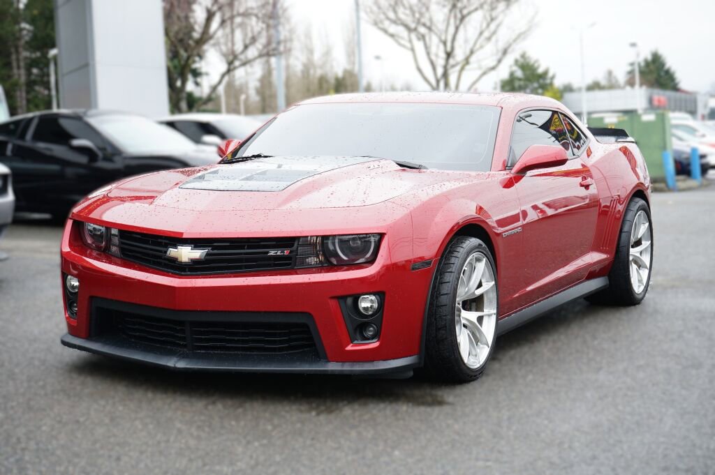 Used 2014 Chevrolet Camaro ZL1 image 2