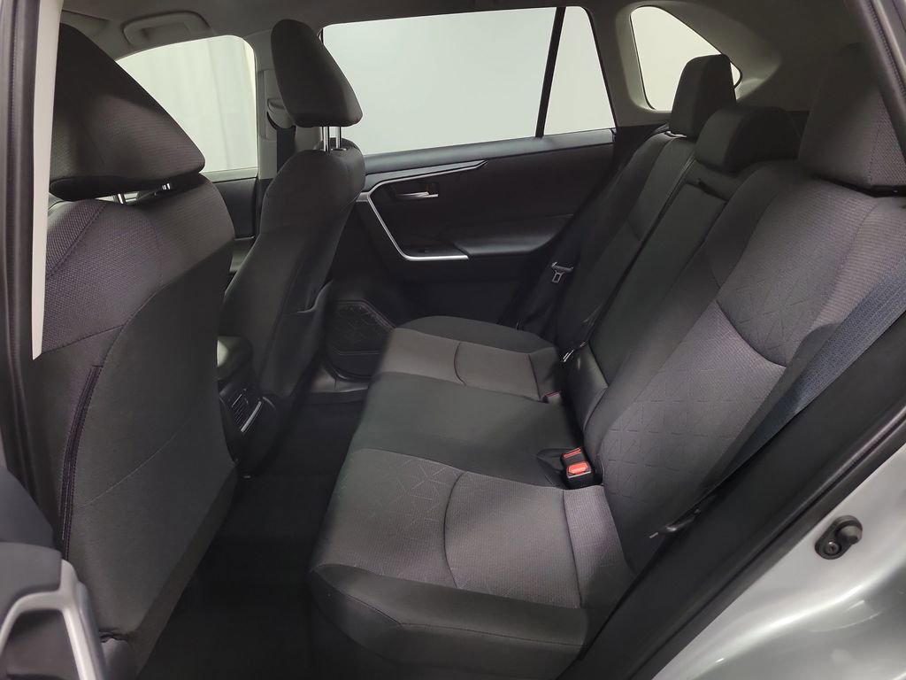 Used 2025 Toyota RAV4 XLE image 23