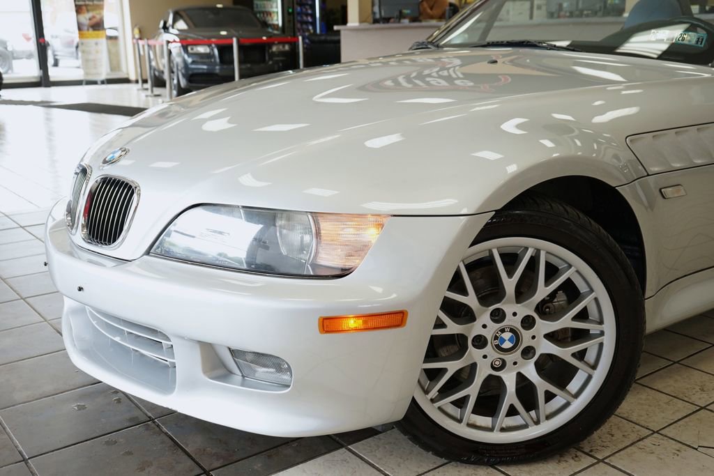 Used 2001 BMW Z3 3.0i RWD image 24