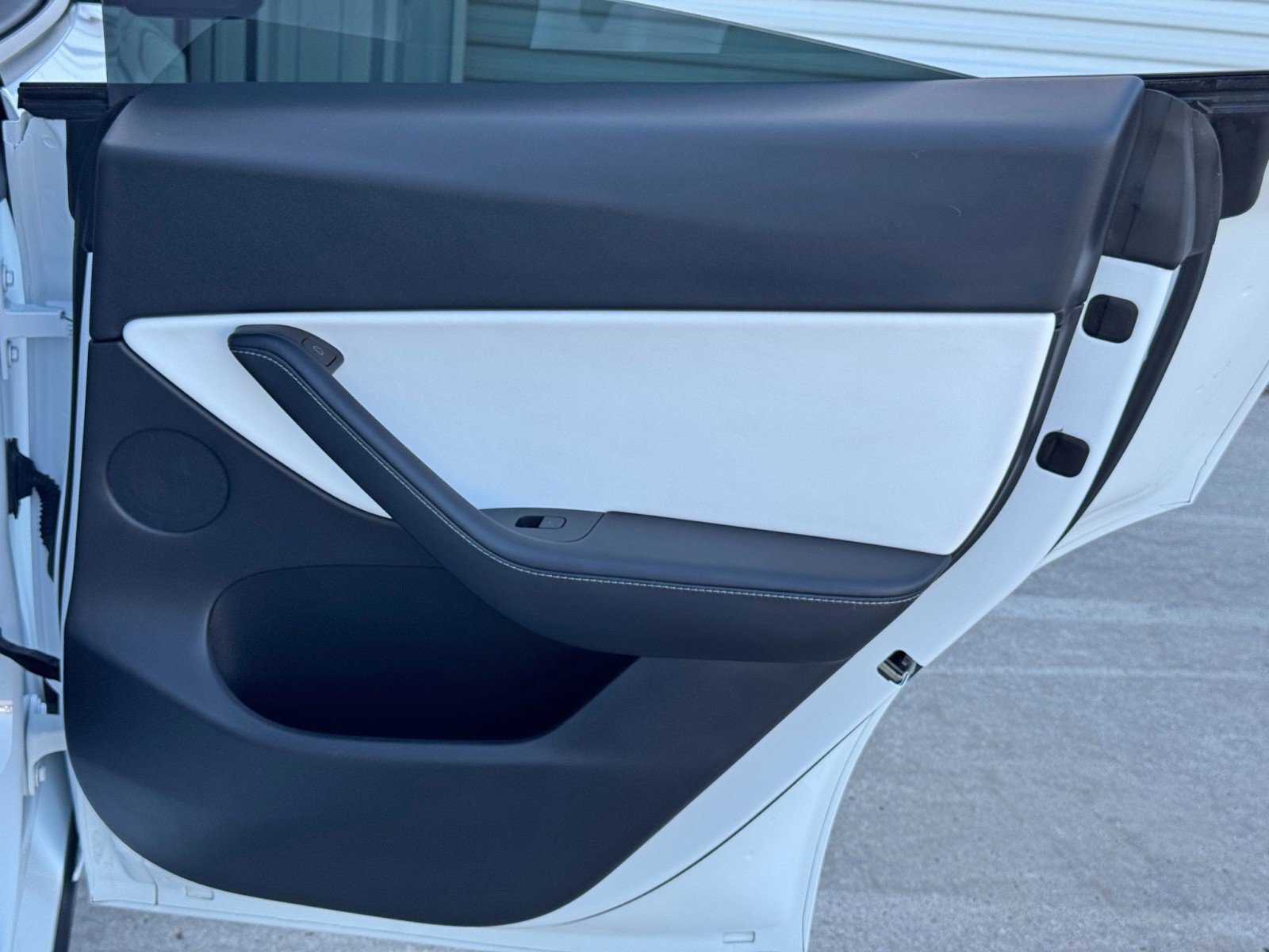 Used 2021 Tesla Model Y Long Range image 46