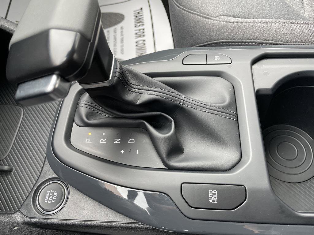 Used 2025 Kia K4 EX image 30