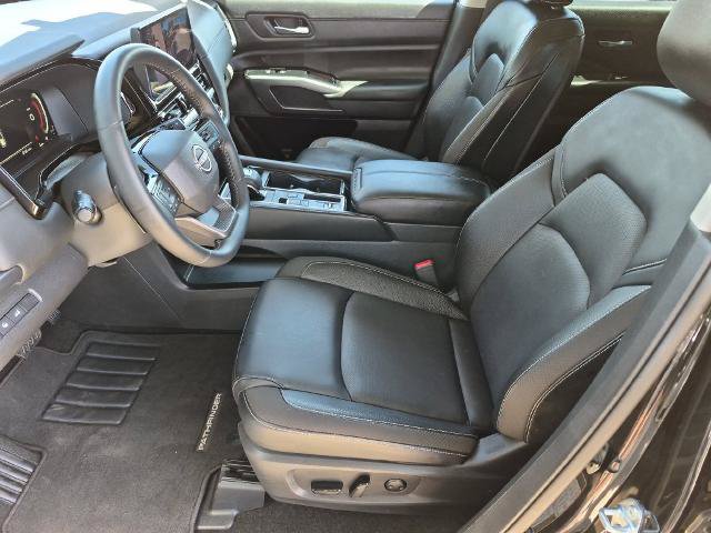 Certified 2026 Nissan Pathfinder SL FWD image 21