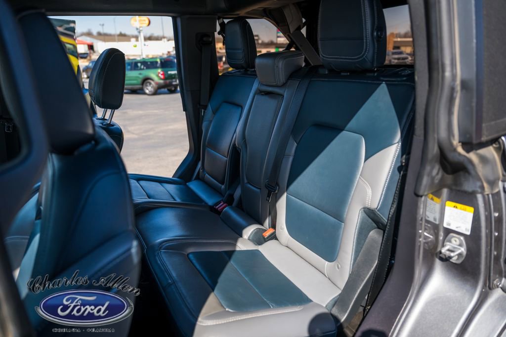 Used 2022 Ford Bronco Outer Banks image 11