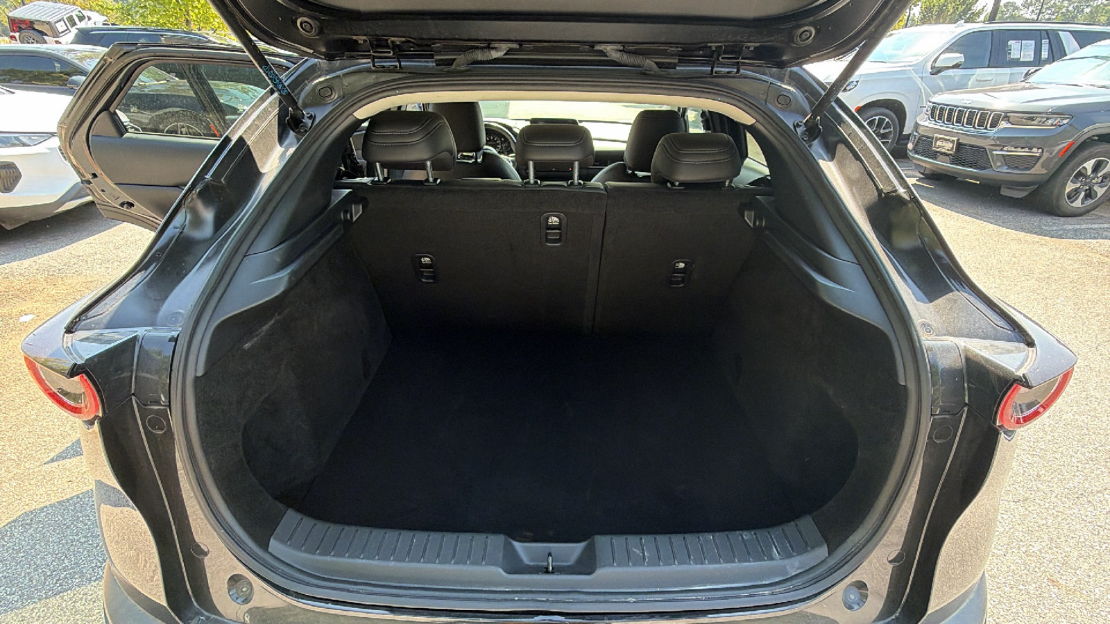 Used 2024 MAZDA CX-30 AWD 2.5 S w/ Select Sport Pkg image 13