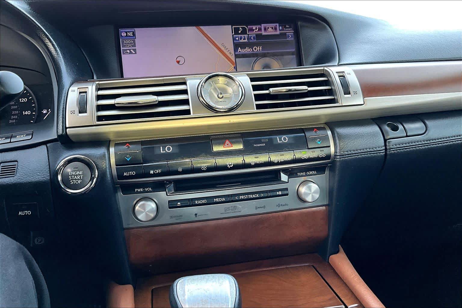 Used 2013 Lexus LS 460 L AWD/4WD image 33