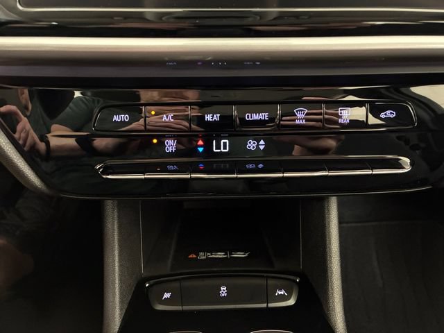 Certified 2023 Chevrolet Bolt EUV LT w/ Driver Confidence Package FWD image 28