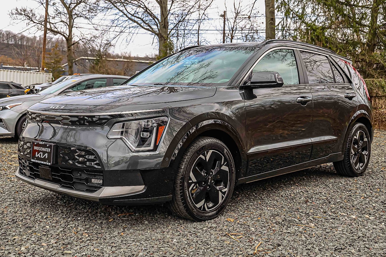 Certified 2023 Kia Niro Wave w/ Wave Preserve Package image 3