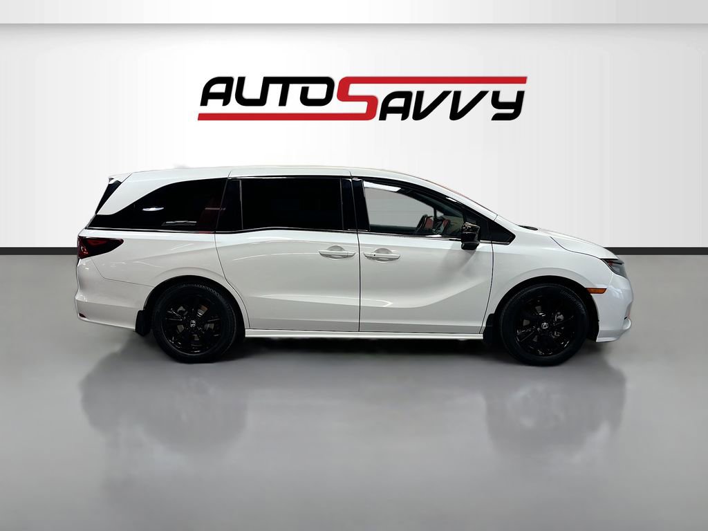 Used 2023 Honda Odyssey Sport image 8
